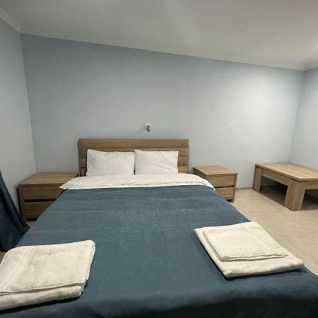 Agora Apartamento Tbilisi Exterior foto