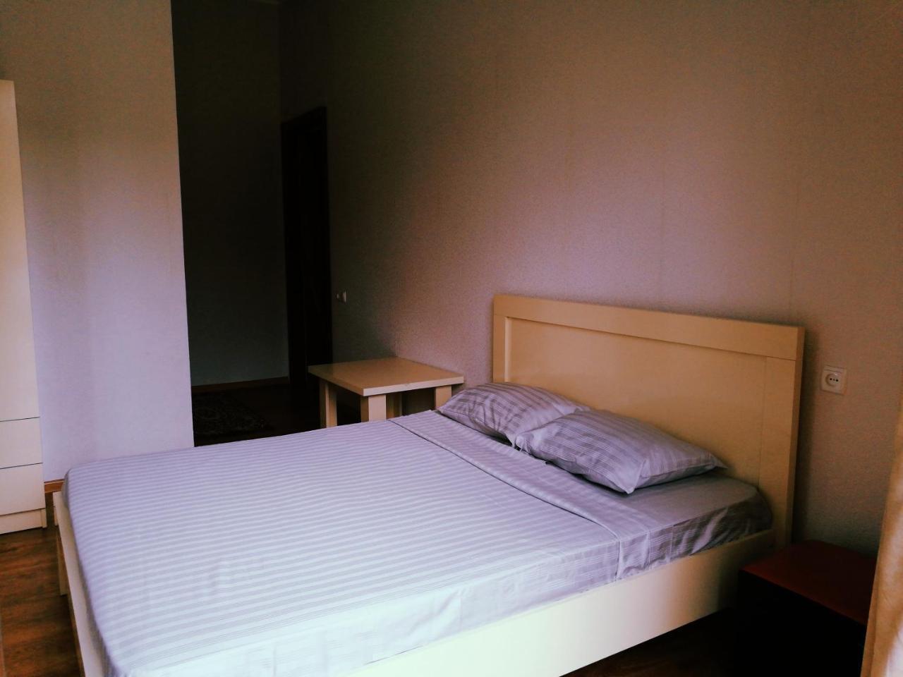 Agora Apartamento Tbilisi Exterior foto