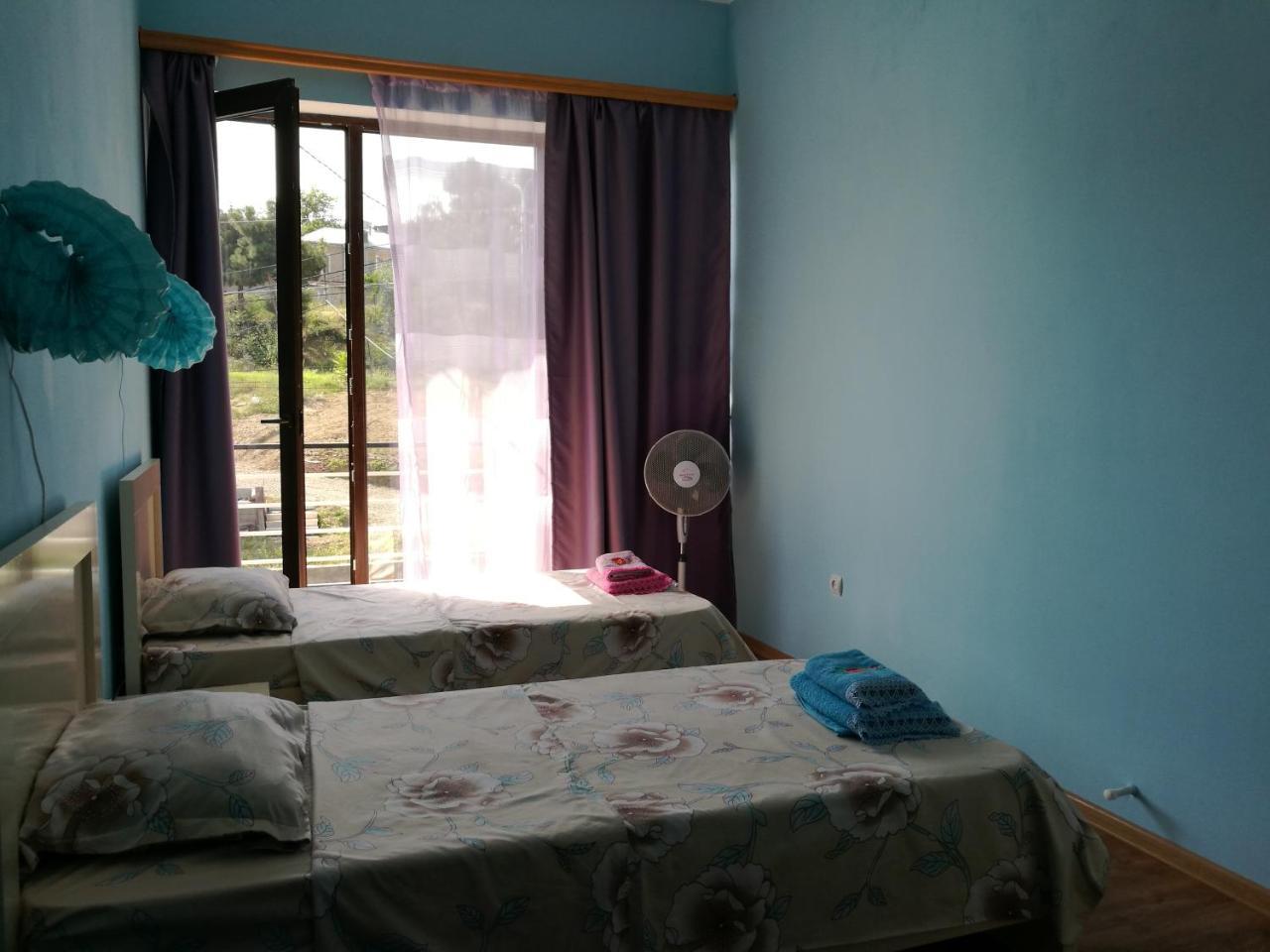 Agora Apartamento Tbilisi Exterior foto