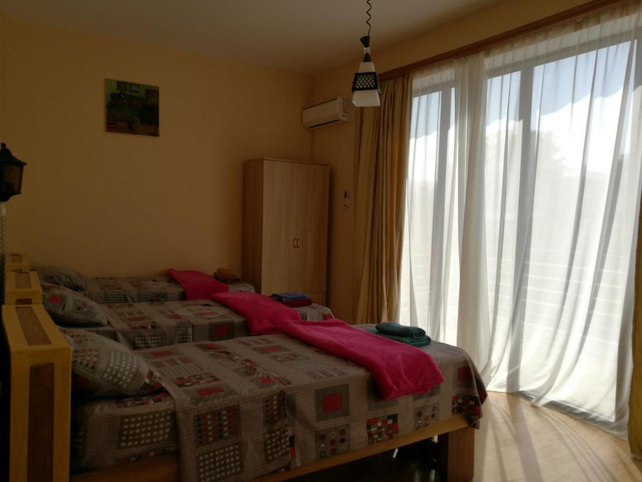 Agora Apartamento Tbilisi Exterior foto