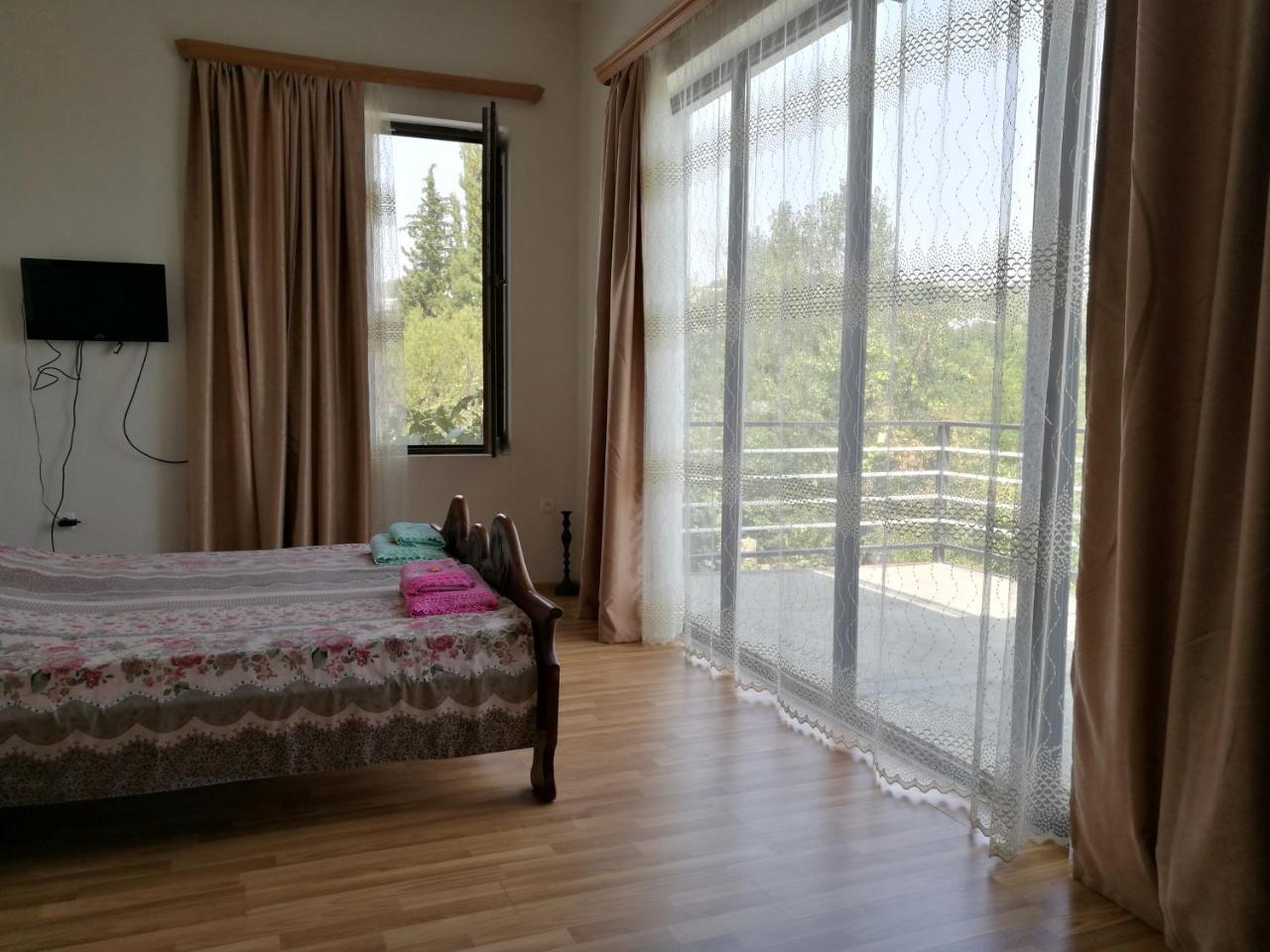 Agora Apartamento Tbilisi Exterior foto