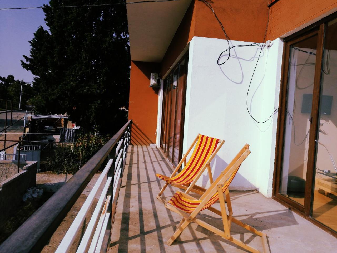 Agora Apartamento Tbilisi Exterior foto