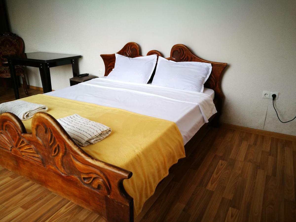 Agora Apartamento Tbilisi Exterior foto