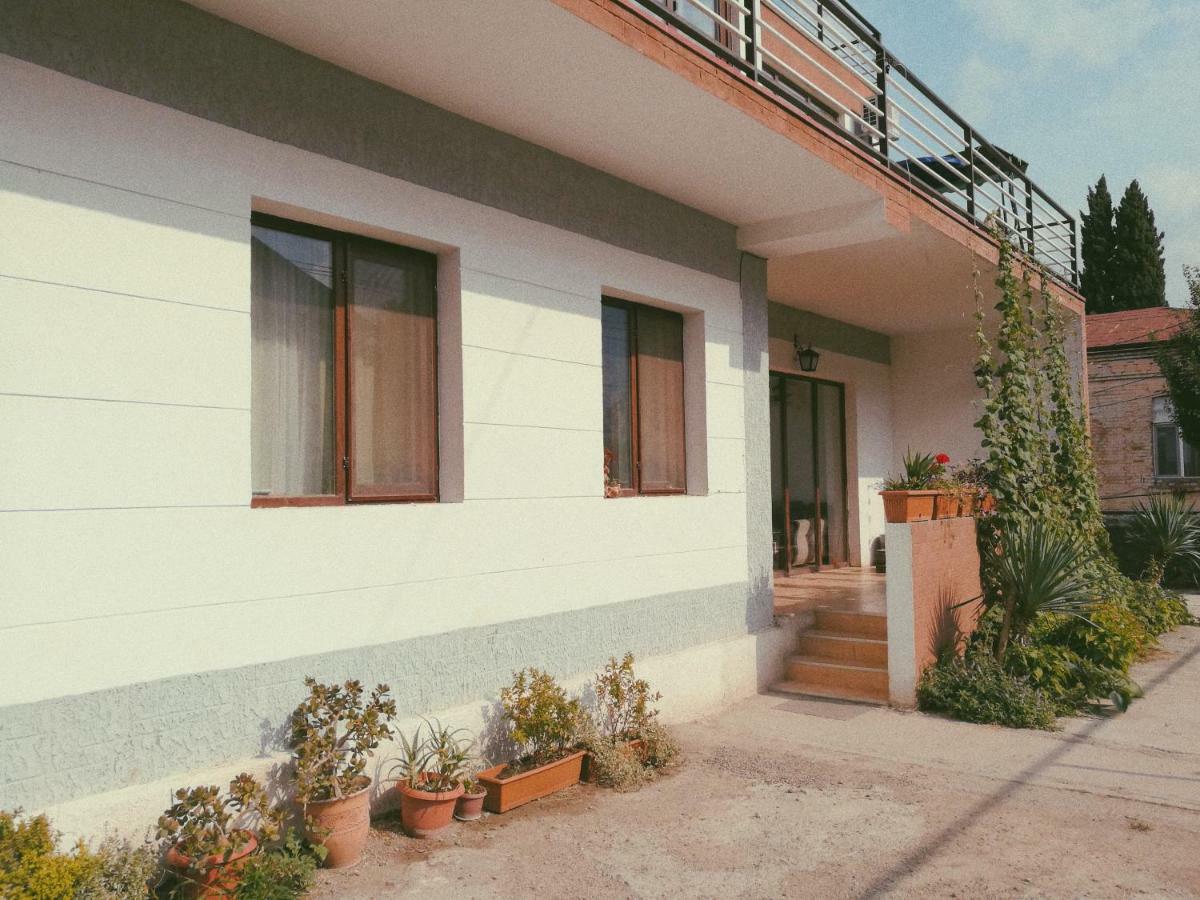Agora Apartamento Tbilisi Exterior foto